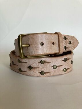 BRAVE Eamin Gump Studded Leather Belt in Bone Size 36